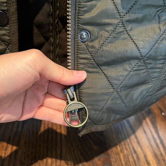 Army green Barbour quilted jacket - Picture 7 of 7